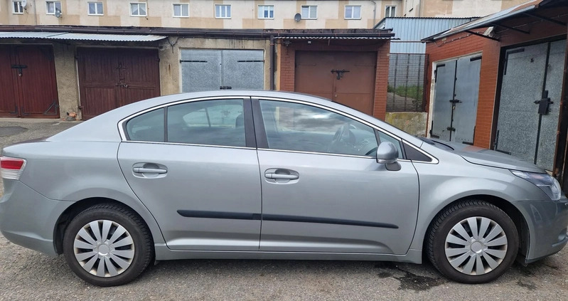 Toyota Avensis cena 33700 przebieg: 161030, rok produkcji 2009 z Lubań małe 46